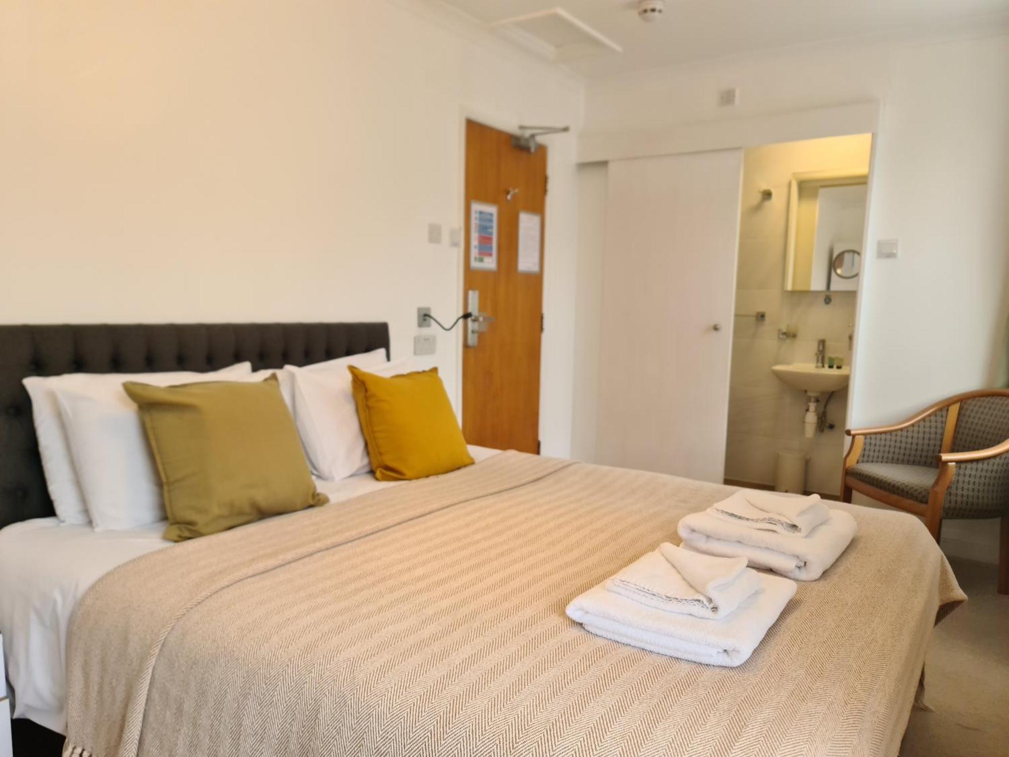 The Torland - Paignton Seafront - Free Parking, All Rooms En-Suite Exterior foto